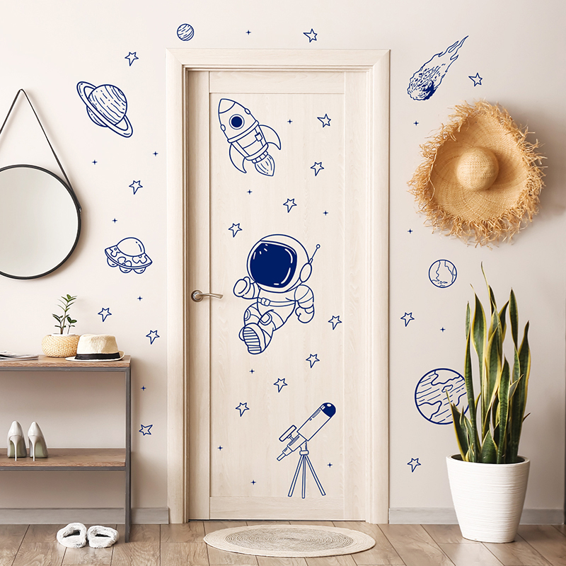 Cartoon Universe Astronaut Pla - огляд і ціна Baby Nursery Labels