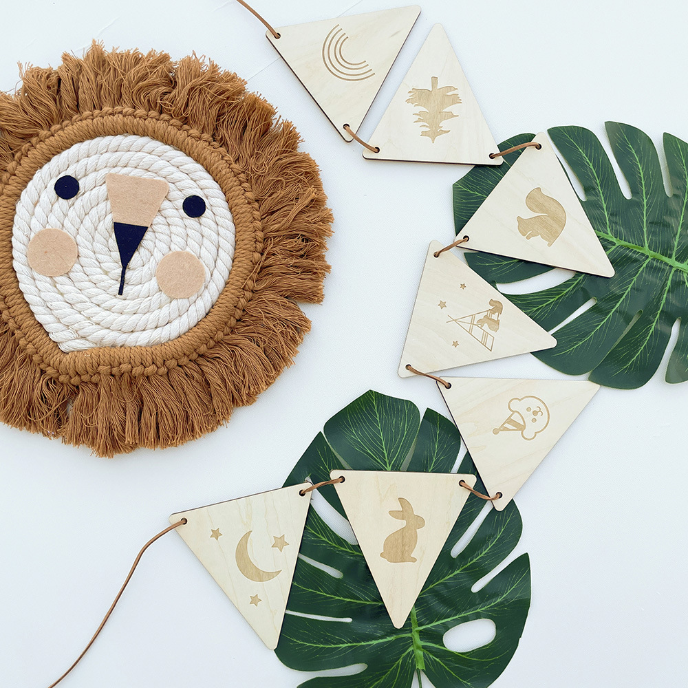Nordic Wooden Triangle Flag Wa - огляд і ціна Baby Nursery Hanging Decor